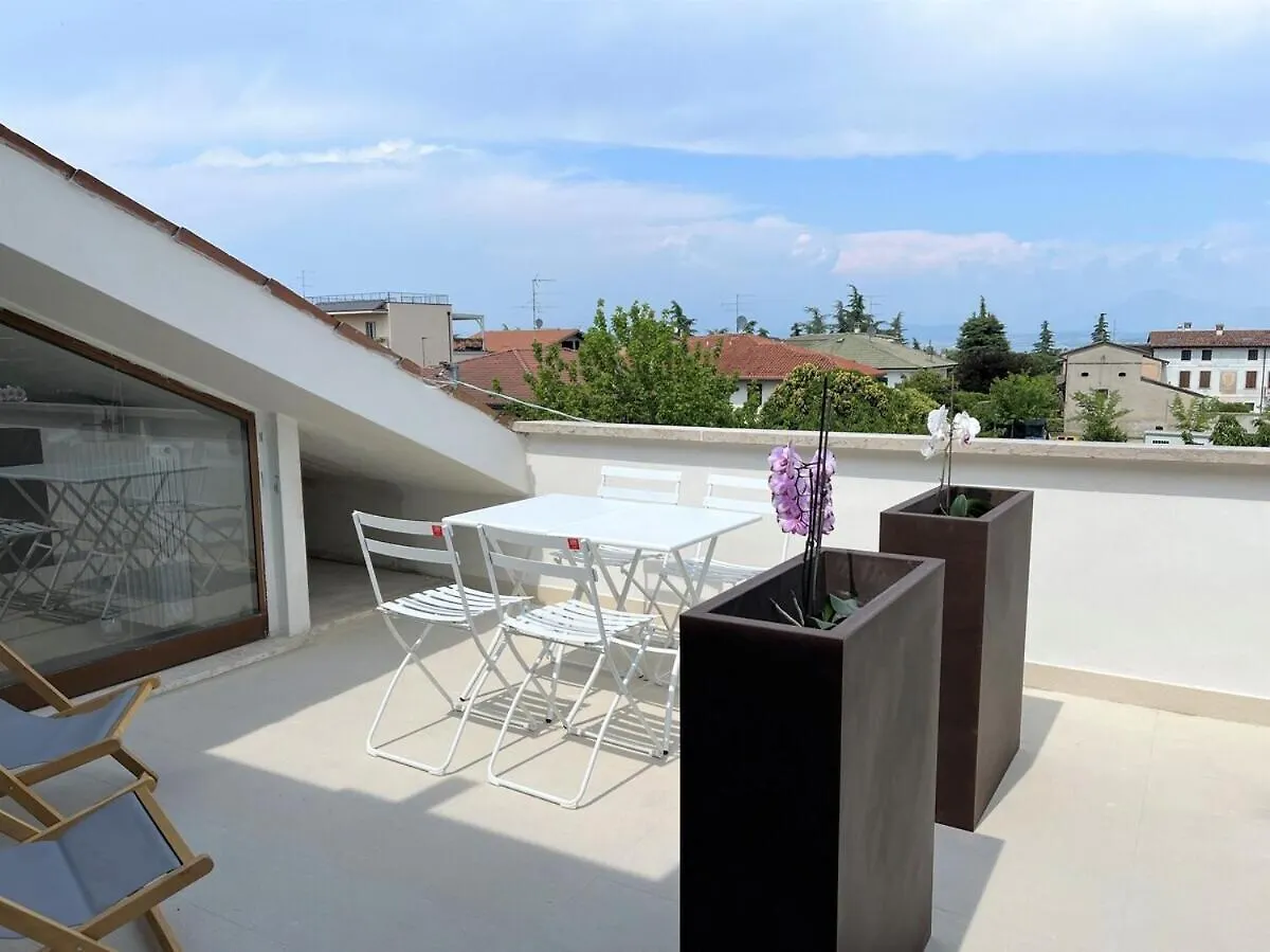 Attico Calla Peschiera del Garda Apartment